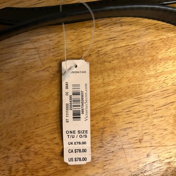 NWT-Victoria's Secret Black and Pink Mesh Tote - Picture 8 of 10